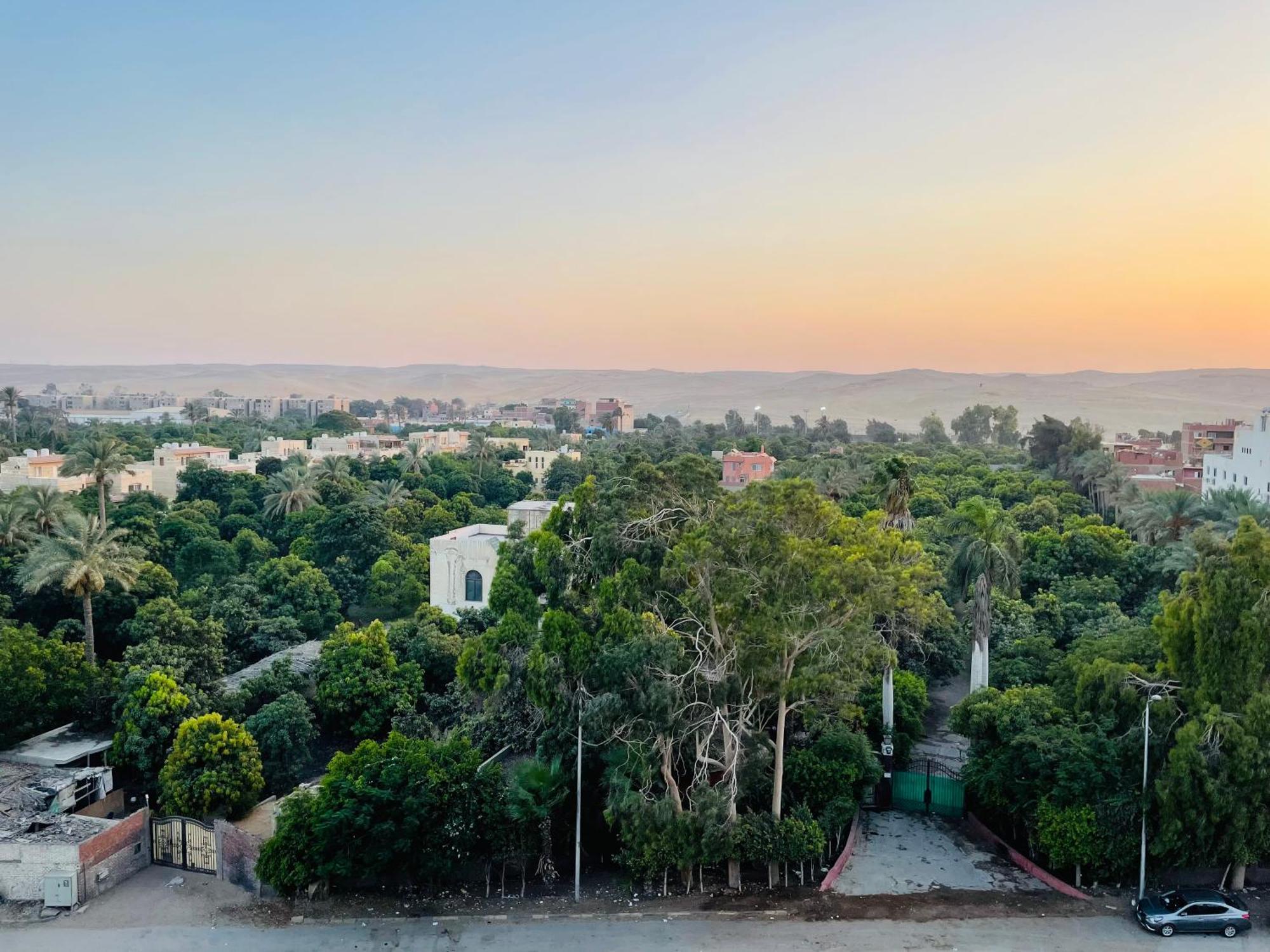 Golden Mask Pyramids Otel *