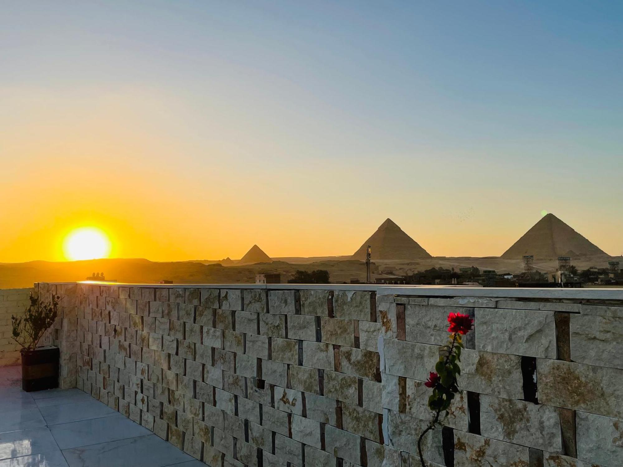 Otel Golden Mask Pyramids Kafret el-Gabal